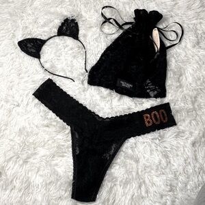 NWT Victoria’s Secret  scaredy cat head band and thong costume set